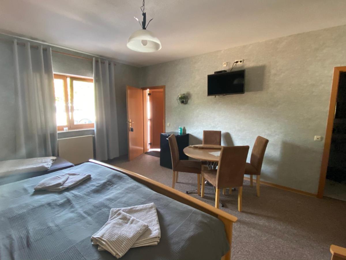 Rooms4Ring Privatzimmer Am Nurburgring Quiddelbach Exterior foto